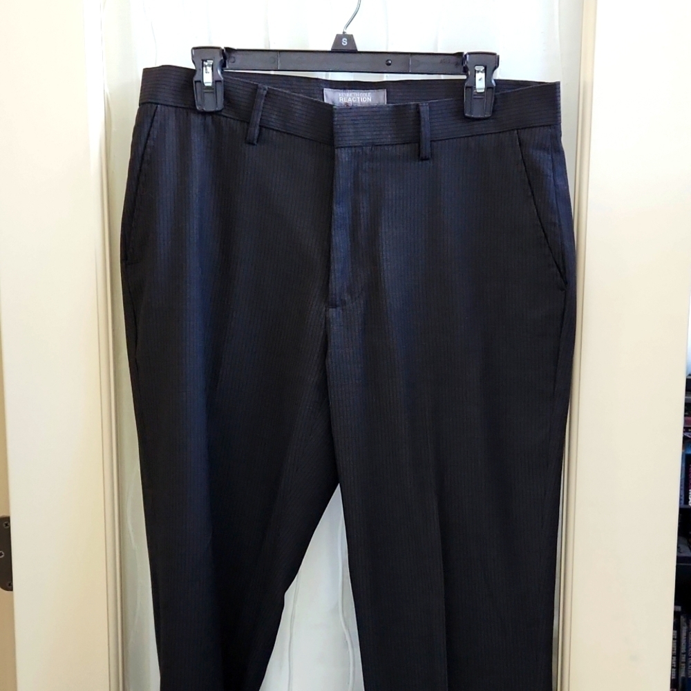 Kenneth Cole Reaction Gray Striped Dress Pant